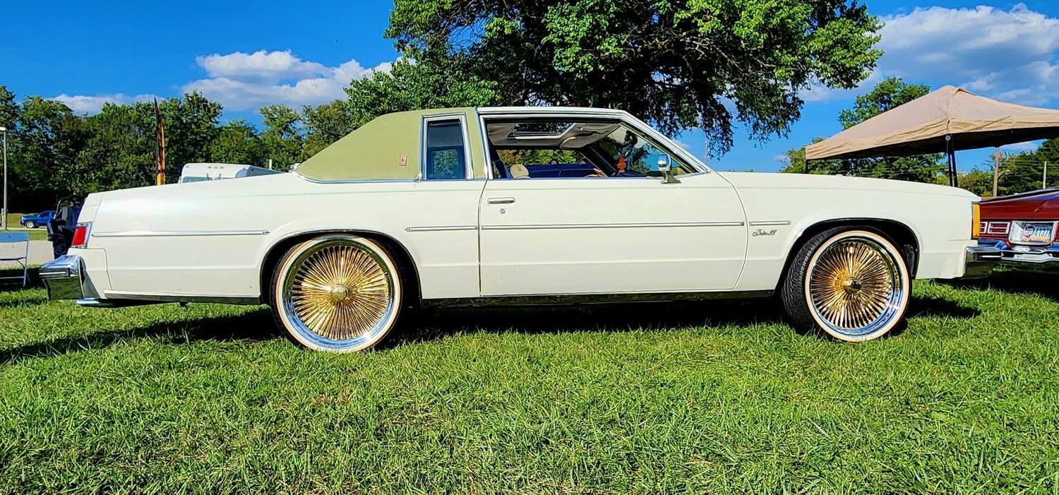 Car show photo 13