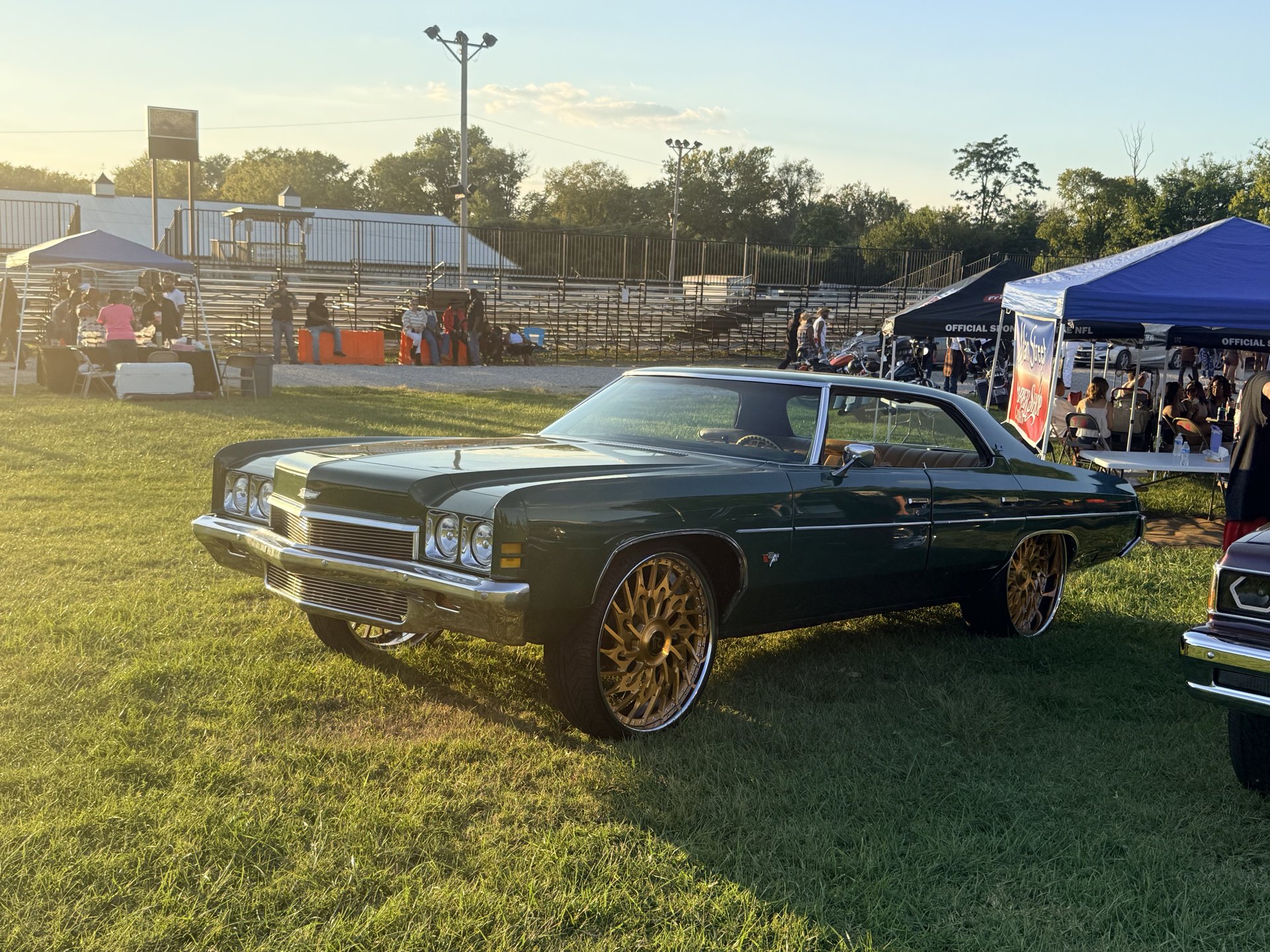 Car show photo 2